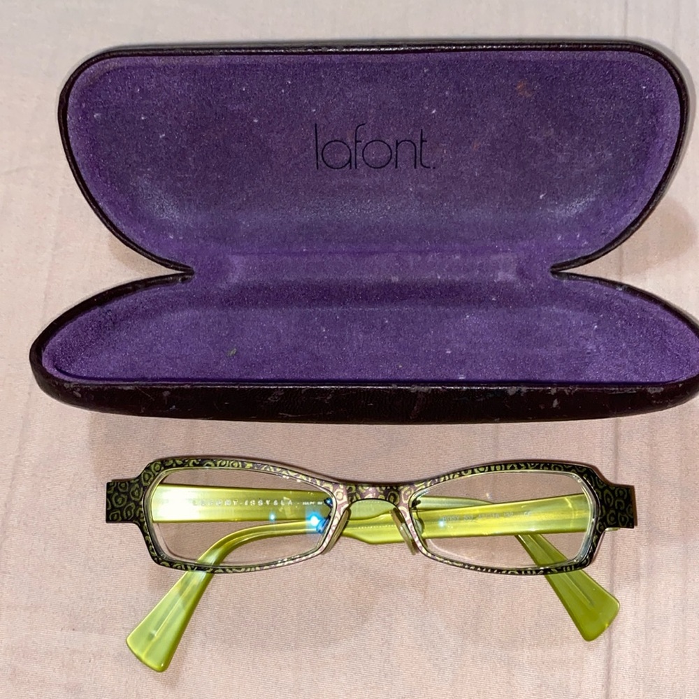 Women’s Lafont (Rosy) eyeglasses frame. Excellent use condition